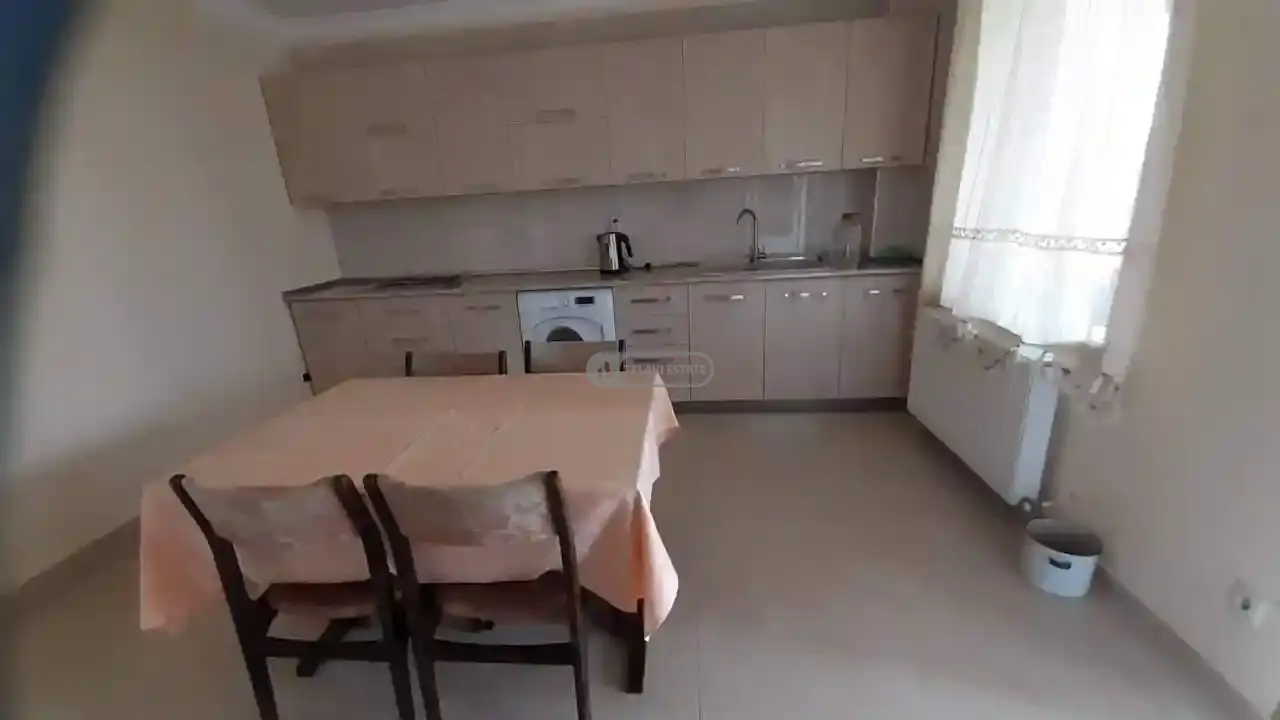 ქირავდება სახლი თელავში