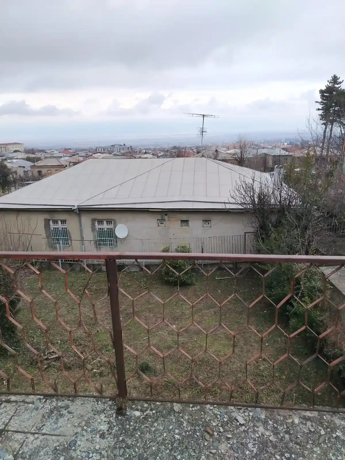 House near Nadikvari