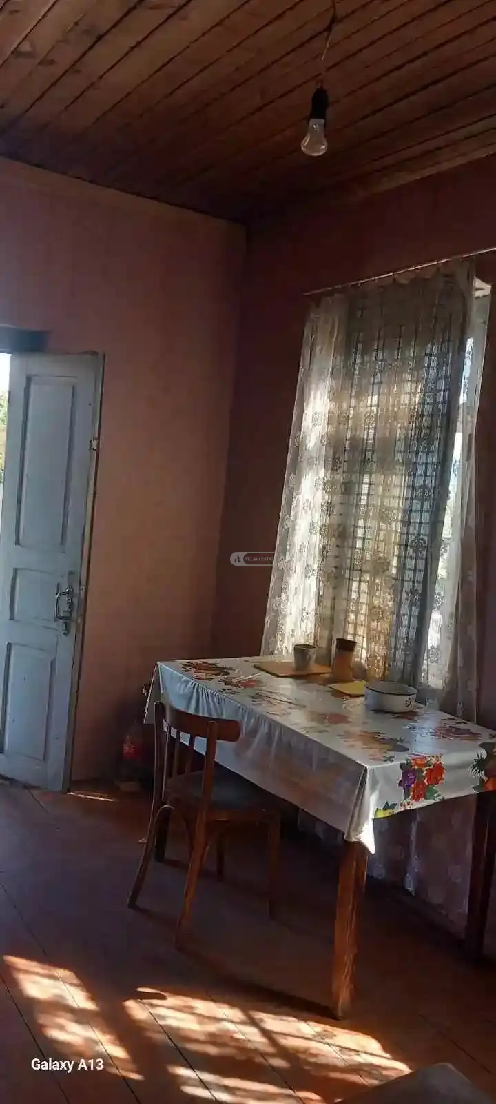 სახლი ხორხელში
